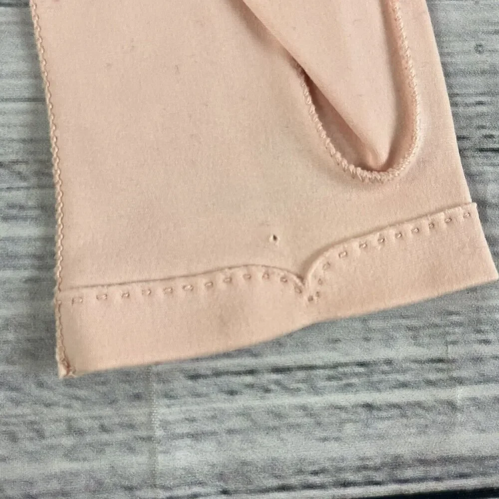 Vintage Crescendoe Pink Fabric Bridgerton Hand Gloves size 7 Stretch Tea Party